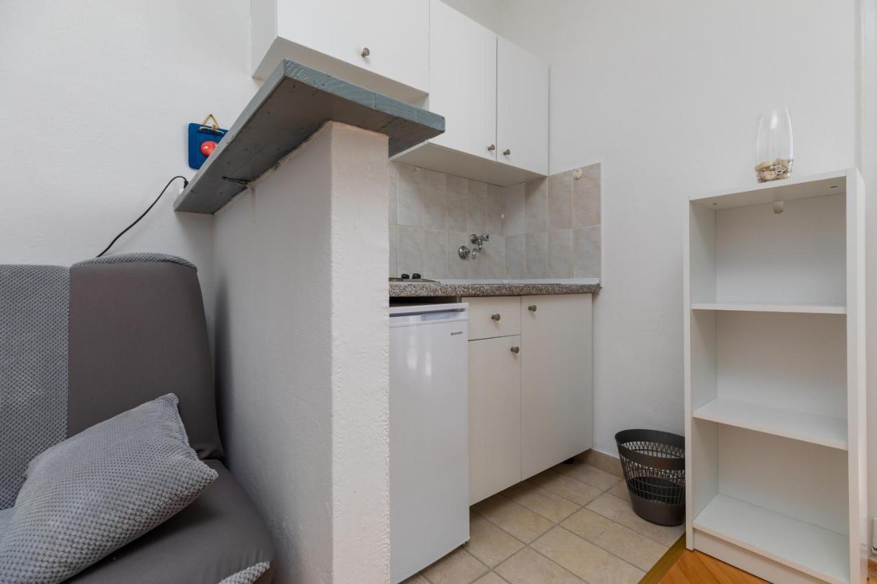 Apartments By The Sea Lokva Rogoznica, Omis - 18638 ภายนอก รูปภาพ