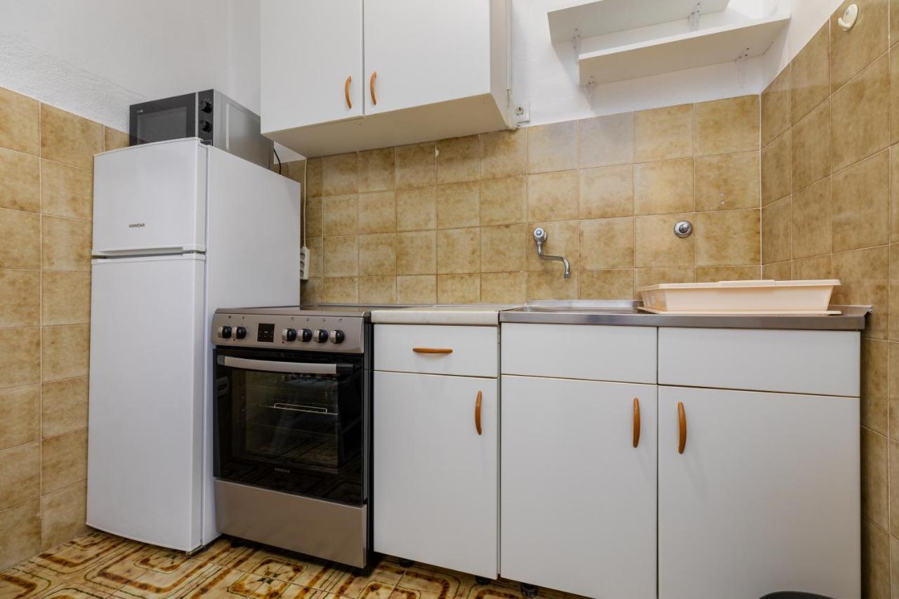 Apartments By The Sea Lokva Rogoznica, Omis - 18638 ภายนอก รูปภาพ