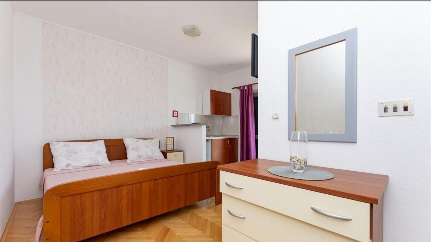 Apartments By The Sea Lokva Rogoznica, Omis - 18638 ห้อง รูปภาพ